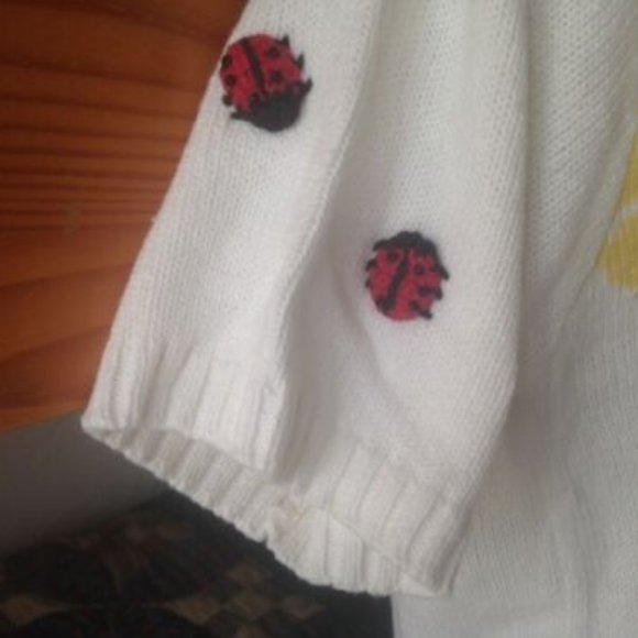 QUACKER FACTORY * s/s button WHITE SWEATER Yellow FLOWERS Red LADYBUGS * S or M - Picture 6 of 9